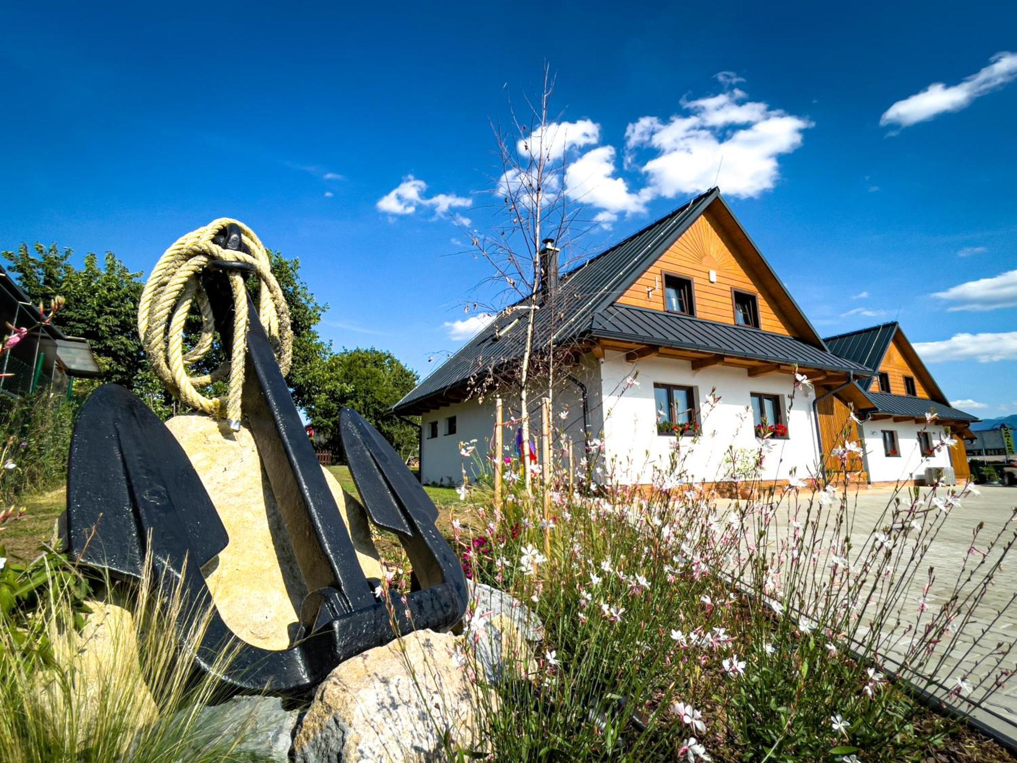 Tatralake Houses Near Lake Liptovska Mara And Aquapark Tatralandia Liptovský Trnovec Extérieur photo