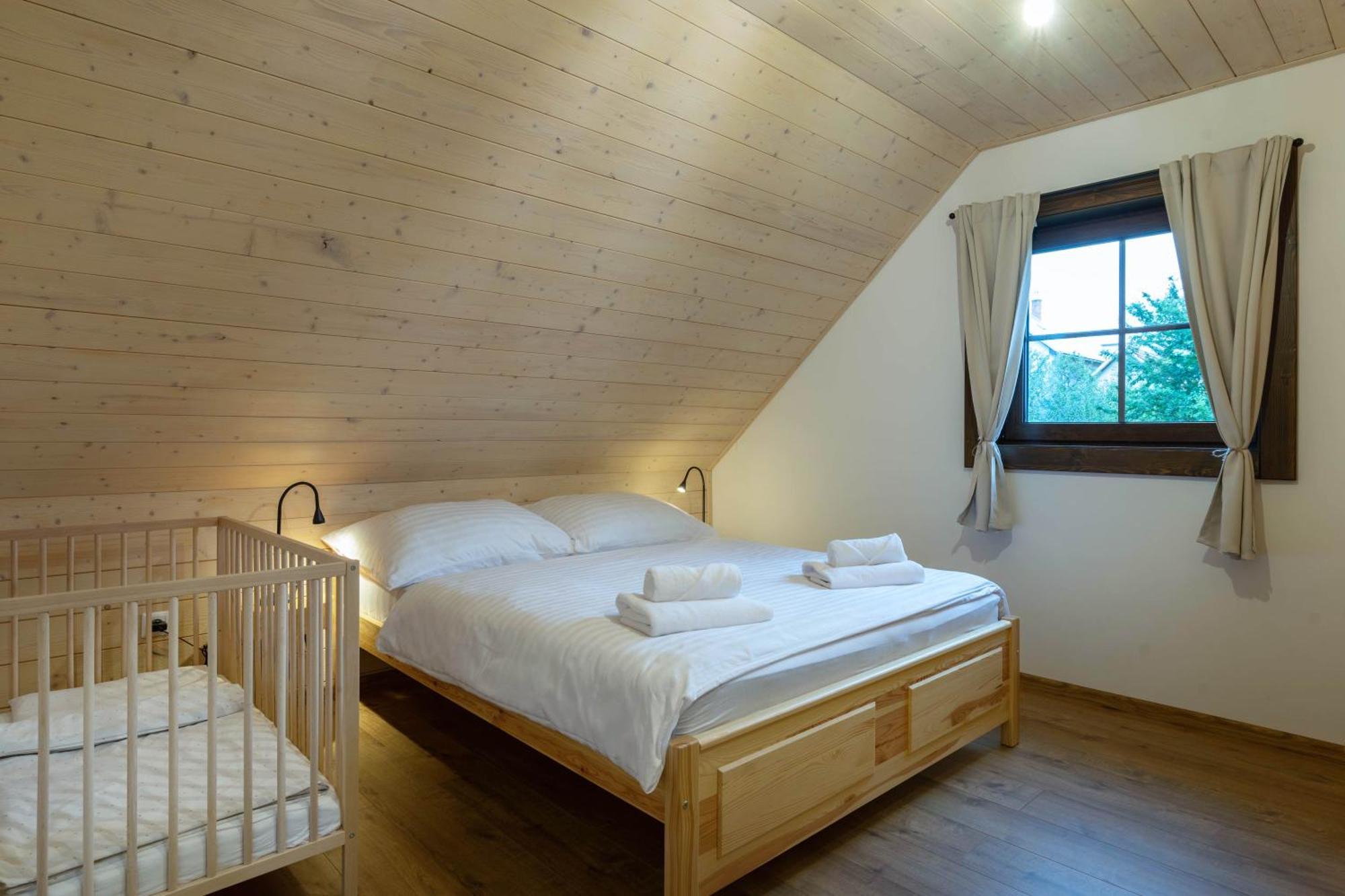 Tatralake Houses Near Lake Liptovska Mara And Aquapark Tatralandia Liptovský Trnovec Extérieur photo